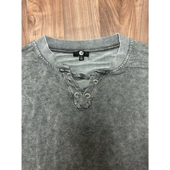 Henley Woman T - Shirt Sz Large / Charcoal gray / Sz Large - Picture 2 of 3
